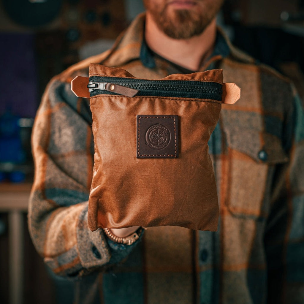Journeyman Handcraft zipper pouch